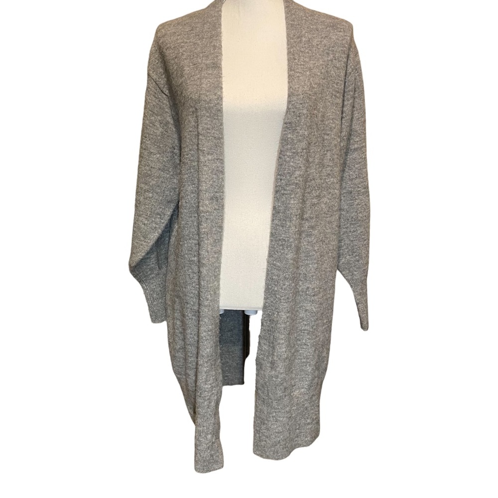 H&M Wool blend Gray Cardigan Sweater.  Size S